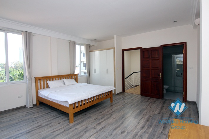A duplex 3 bedroom apartment for rent in Dang thai mai, Tay ho